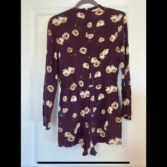 Kendall & Kylie floral romper - Picture 2 of 5